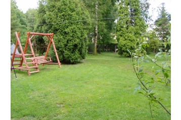 Polska Privát Jastrzębia Góra, Zewnątrz